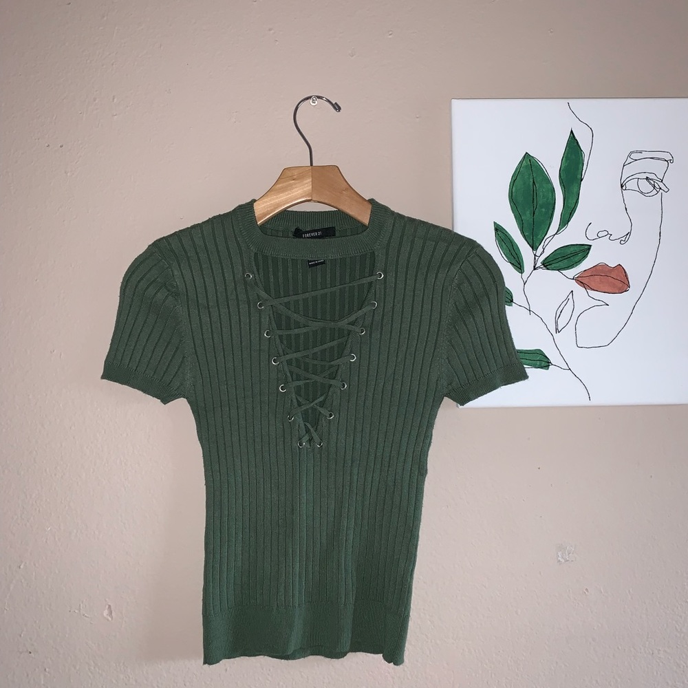 Brand:Forever 💚 Size: Small💚 Color: Dark Green💚